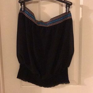 strapless top with aztec trim 💙